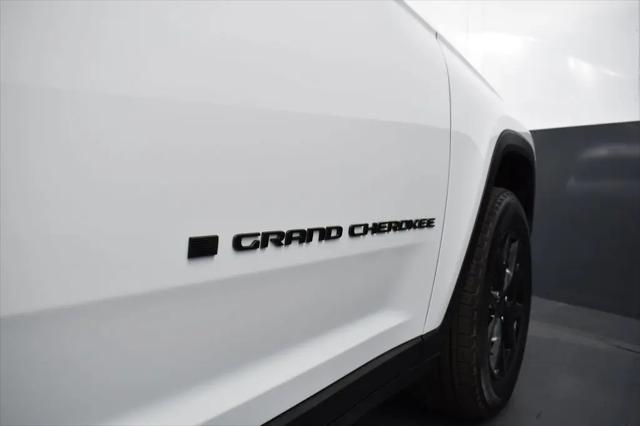 2025 Jeep Grand Cherokee Altitude 4x4