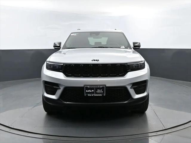 2025 Jeep Grand Cherokee Altitude 4x4