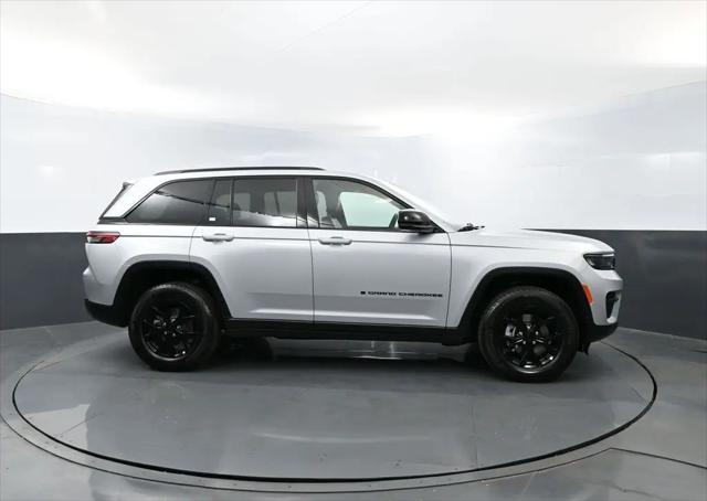 2025 Jeep Grand Cherokee Altitude 4x4