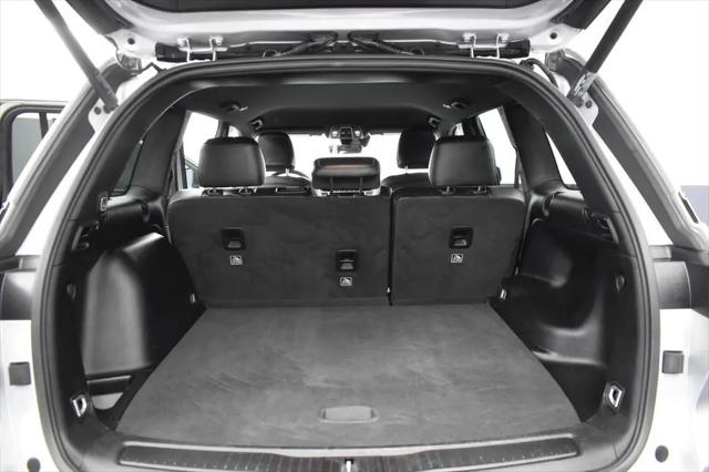 2025 Jeep Grand Cherokee Altitude 4x4
