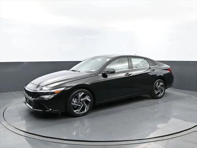 2025 Hyundai Elantra Limited for sale in Santa Clarita, CA