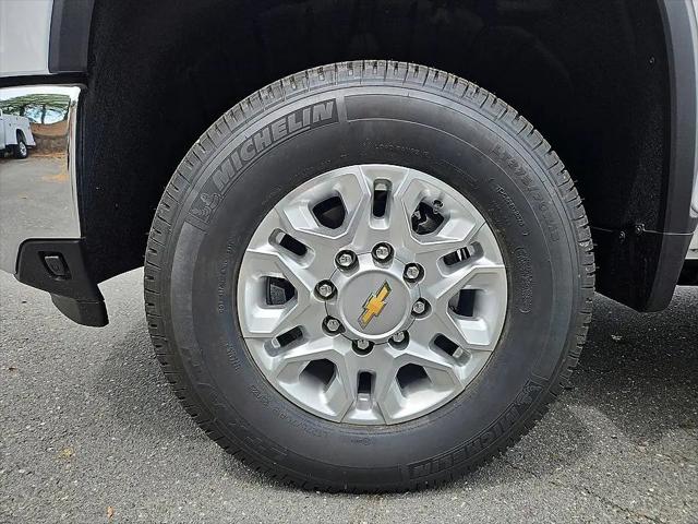 2026 Chevrolet Silverado 3500HD Crew Cab, Long Bed, LT Dual Rear Wheel, RWD