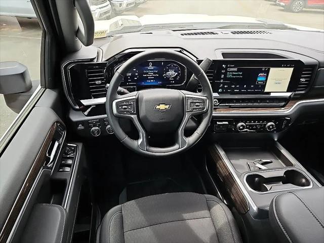2026 Chevrolet Silverado 3500HD Crew Cab, Long Bed, LT Dual Rear Wheel, RWD