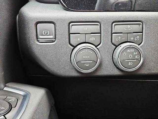 2026 Chevrolet Silverado 3500HD Crew Cab, Long Bed, LT Dual Rear Wheel, RWD