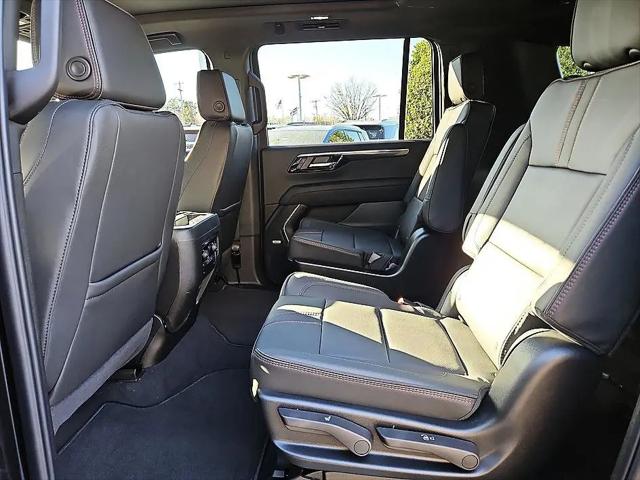 2026 Chevrolet Suburban RST, 4WD
