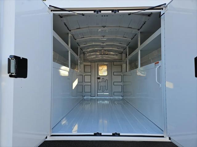 2025 Chevrolet Express Cutaway Work Van