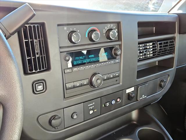 2025 Chevrolet Express Cutaway Work Van