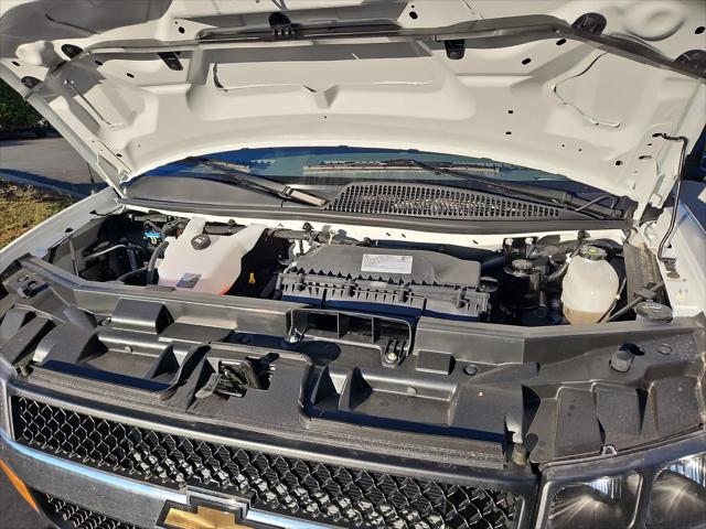 2025 Chevrolet Express Cutaway Work Van