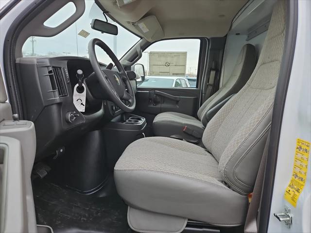 2025 Chevrolet Express Cutaway Work Van