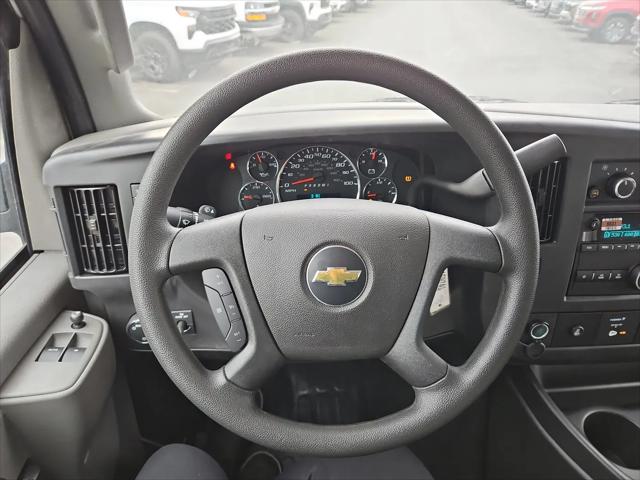 2025 Chevrolet Express Cutaway Work Van