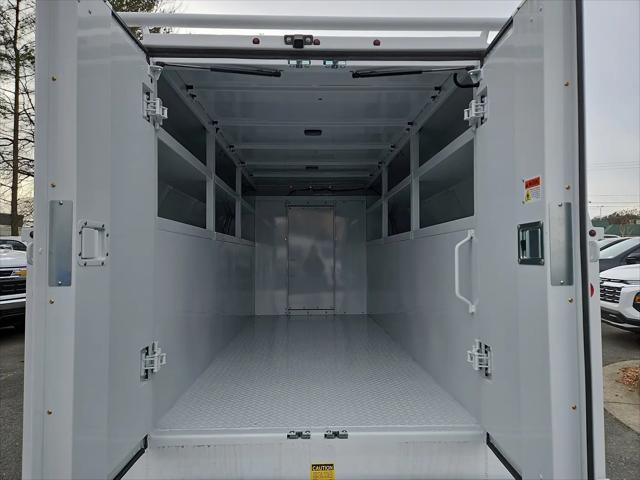 2025 Chevrolet Express Cutaway Work Van