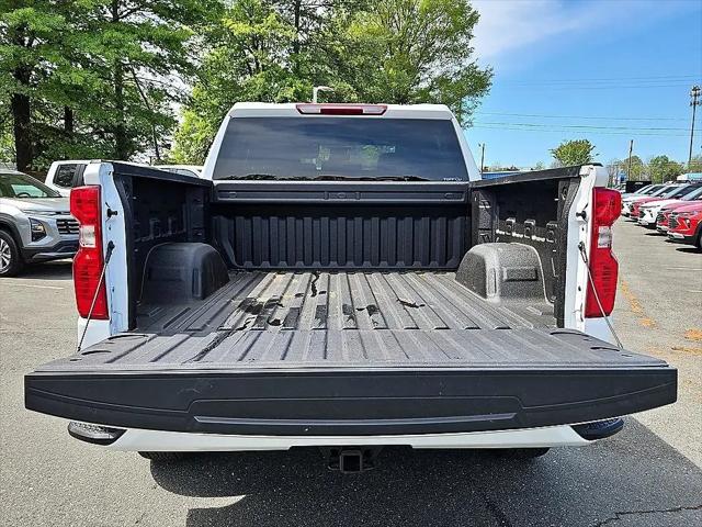 2026 Chevrolet Silverado 1500 4WD Crew Cab Short Bed Custom