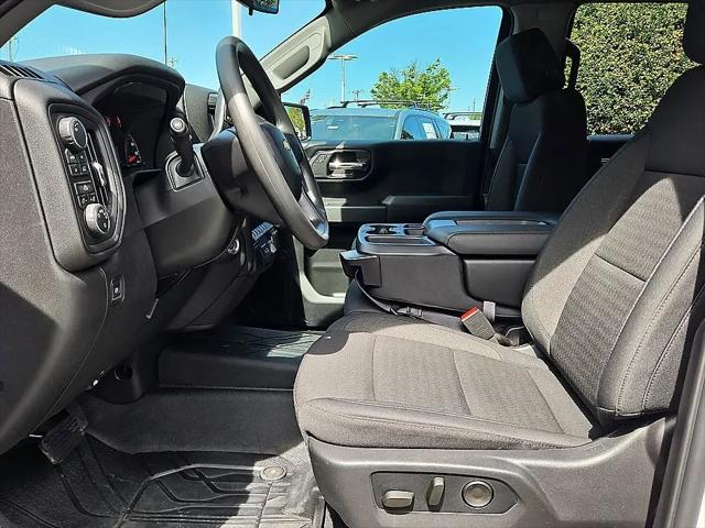 2026 Chevrolet Silverado 1500 4WD Crew Cab Short Bed Custom