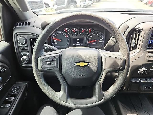 2026 Chevrolet Silverado 1500 4WD Crew Cab Short Bed Custom