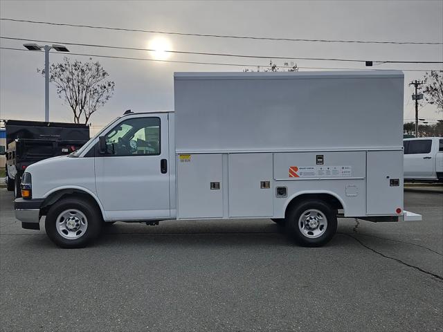 2026 Chevrolet Express Cutaway Work Van
