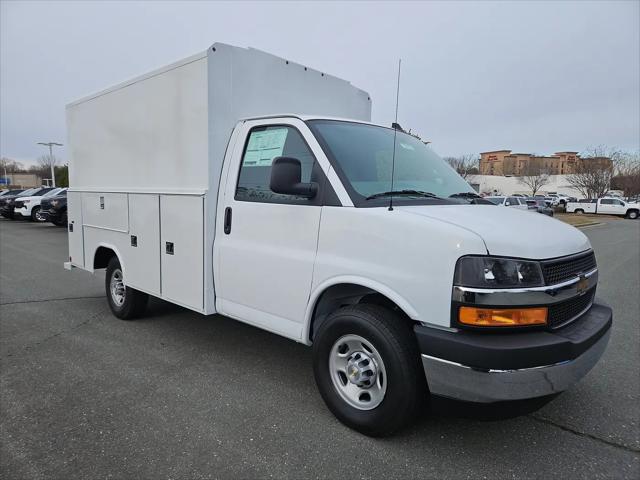 2026 Chevrolet Express Cutaway Work Van