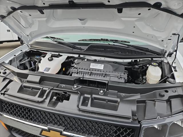 2026 Chevrolet Express Cutaway Work Van