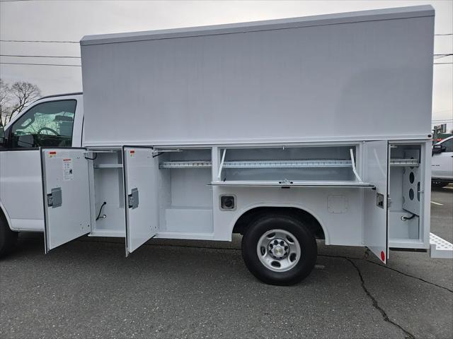2026 Chevrolet Express Cutaway Work Van