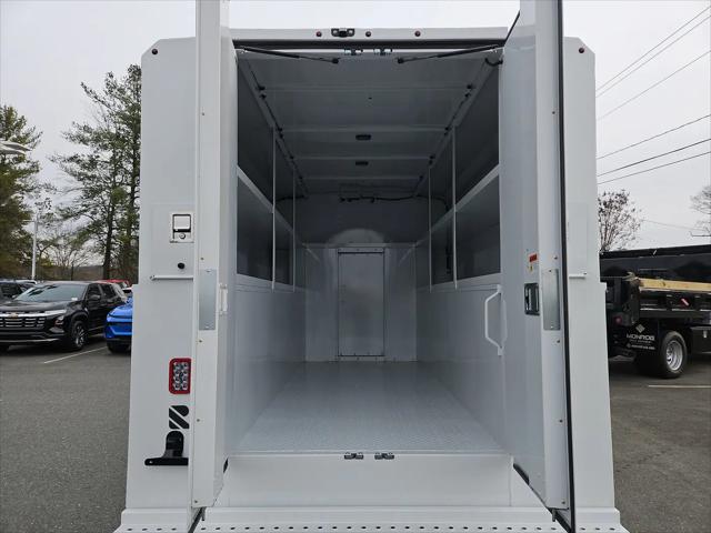 2026 Chevrolet Express Cutaway Work Van