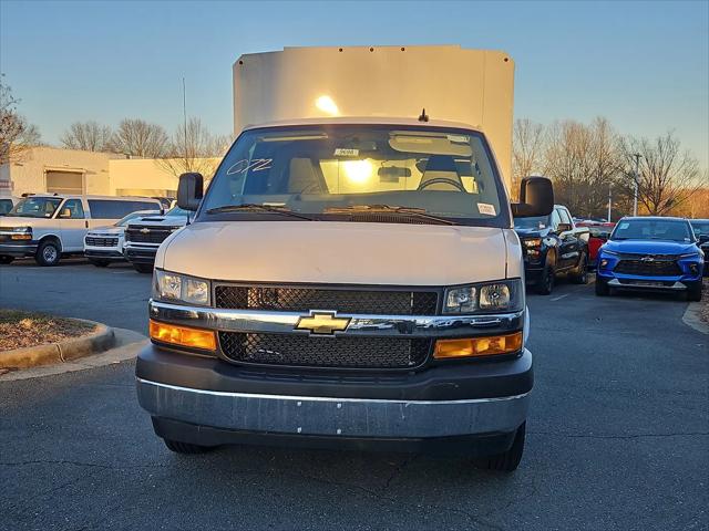 2025 Chevrolet Express Cutaway Work Van