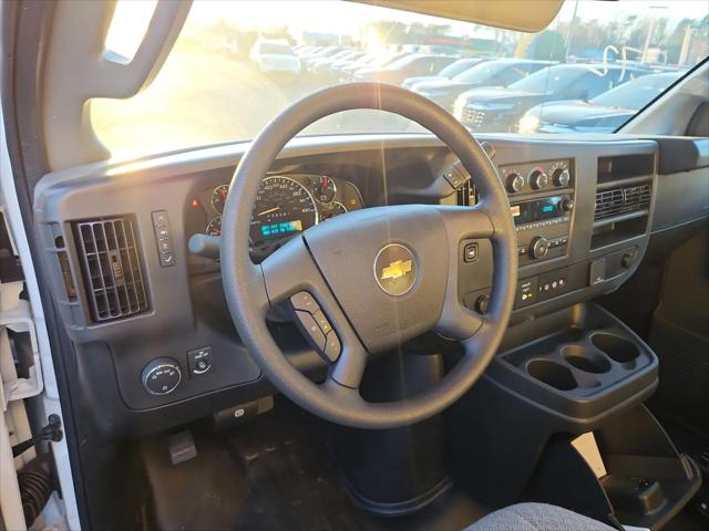 2025 Chevrolet Express Cutaway Work Van