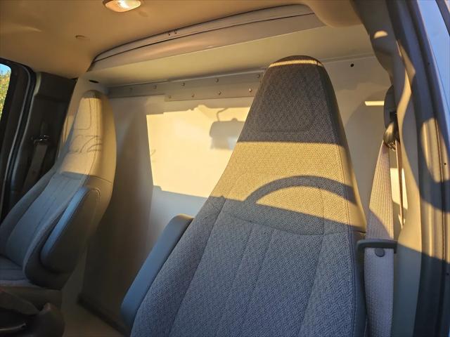 2025 Chevrolet Express Cutaway Work Van