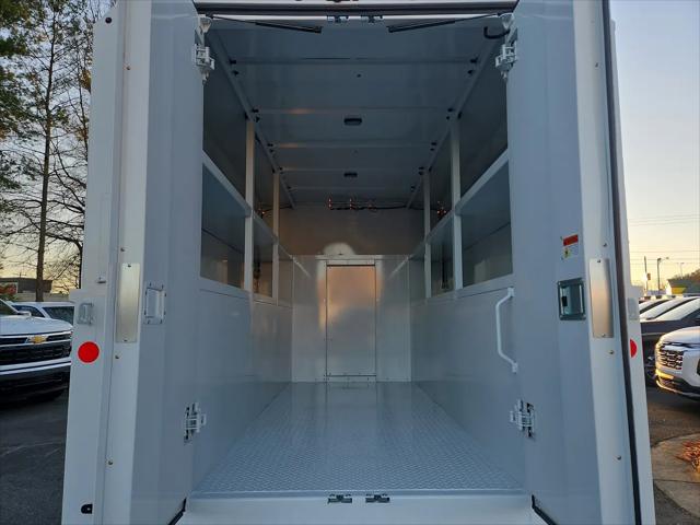 2025 Chevrolet Express Cutaway Work Van