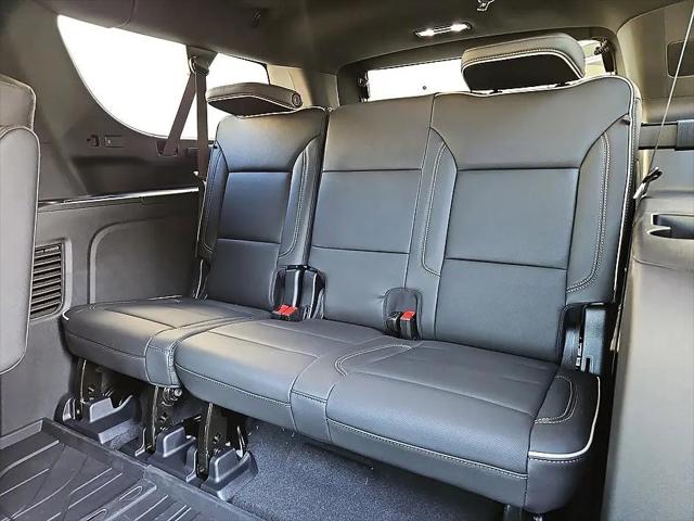 2026 Chevrolet Suburban Premier, 4WD