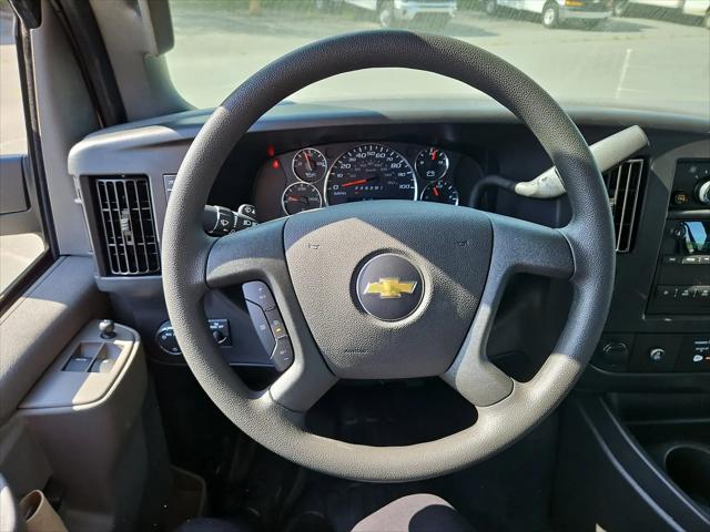 2025 Chevrolet Express Cargo Van RWD 2500 Regular Wheelbase WT