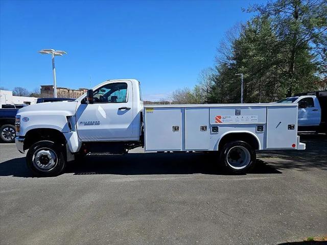 2024 Chevrolet Silverado 6500HD 1WT