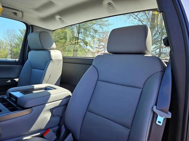 2024 Chevrolet Silverado 6500HD 1WT