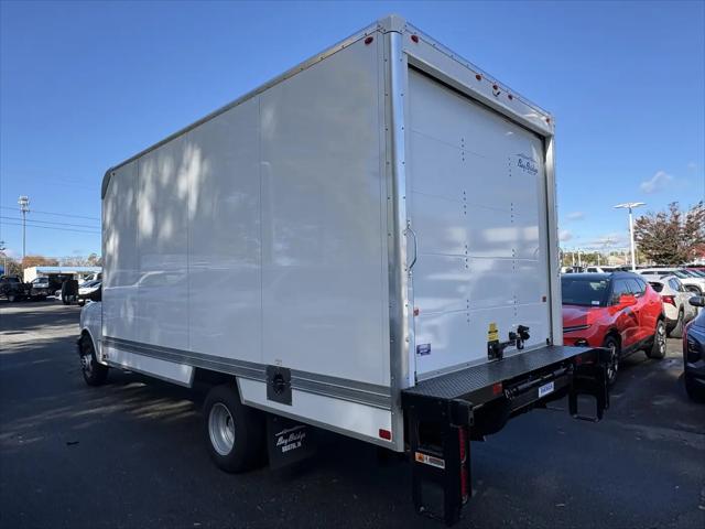 2025 Chevrolet Express Cutaway Work Van