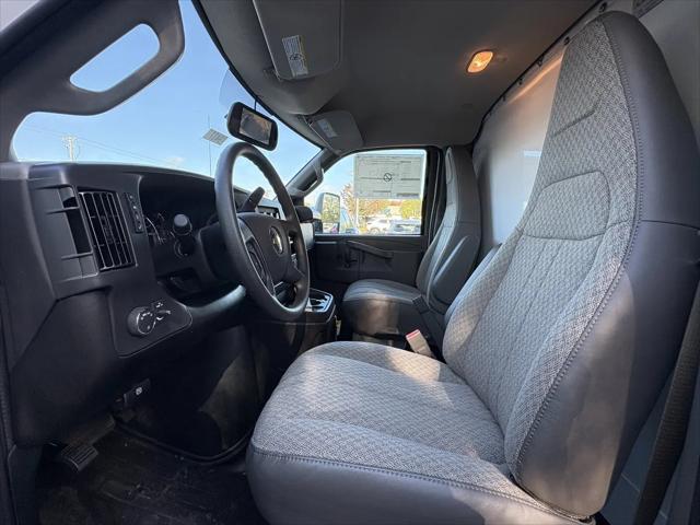 2025 Chevrolet Express Cutaway Work Van