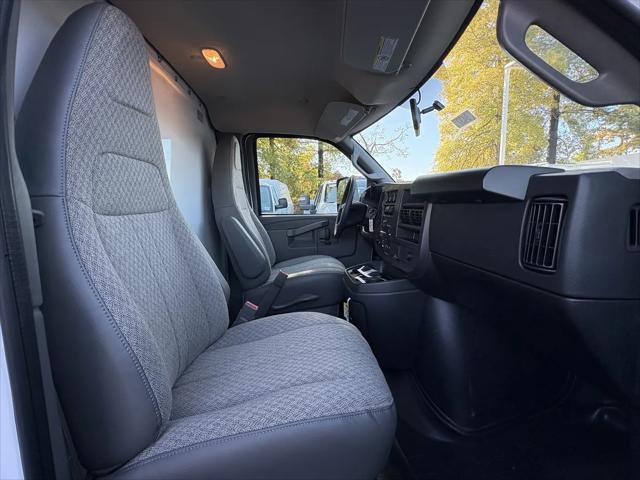 2025 Chevrolet Express Cutaway Work Van