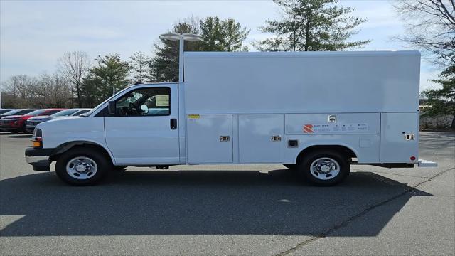 2026 Chevrolet Express Cutaway Work Van