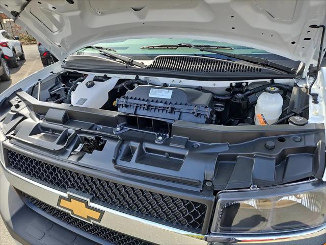 2026 Chevrolet Express Cutaway Work Van