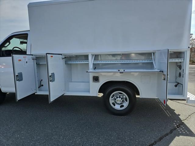 2026 Chevrolet Express Cutaway Work Van