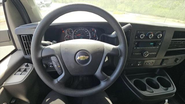 2025 Chevrolet Express Cutaway Work Van