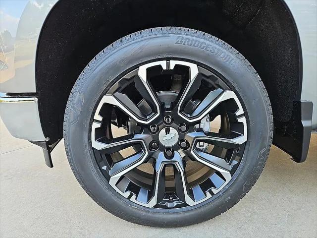 2026 Chevrolet Silverado 1500 4WD Crew Cab Standard Bed LT