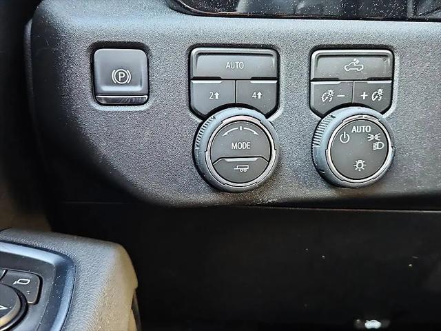 2026 Chevrolet Silverado 1500 4WD Crew Cab Standard Bed LT