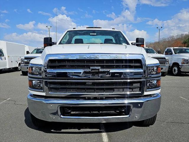 2024 Chevrolet Silverado 6500HD 1WT