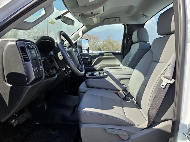 2024 Chevrolet Silverado 6500HD 1WT