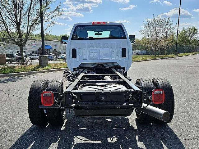 2024 Chevrolet Silverado 6500HD 1WT