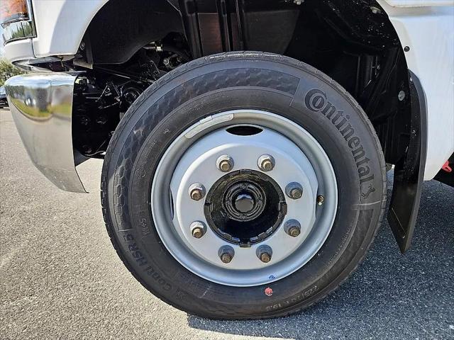 2024 Chevrolet Silverado 6500HD 1WT