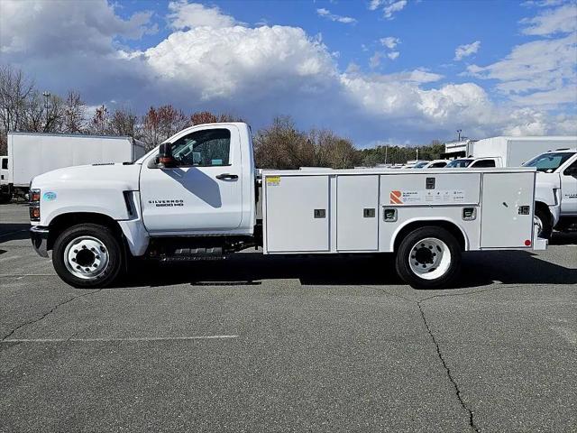 2024 Chevrolet Silverado 6500HD 1WT