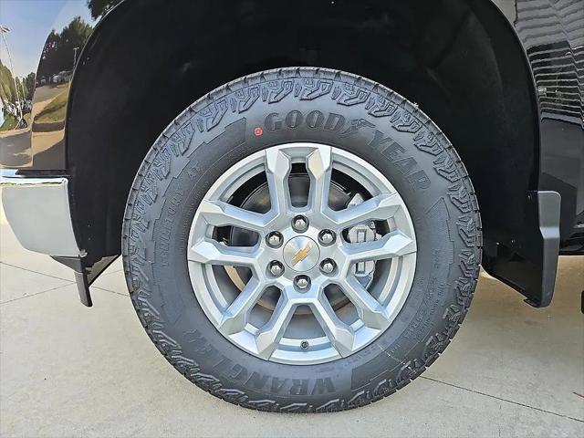 2026 Chevrolet Silverado 1500 4WD Crew Cab Standard Bed LT