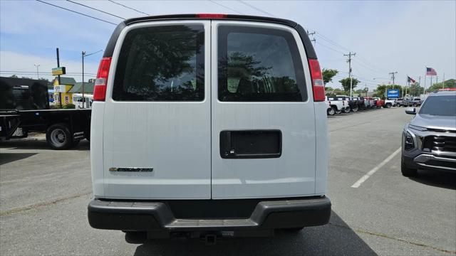 2025 Chevrolet Express Cargo Van RWD 2500 Regular Wheelbase WT