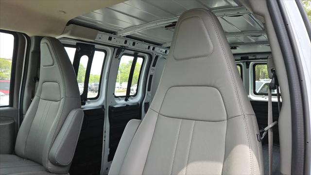 2025 Chevrolet Express Cargo Van RWD 2500 Regular Wheelbase WT