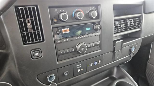 2025 Chevrolet Express Cargo Van RWD 2500 Regular Wheelbase WT