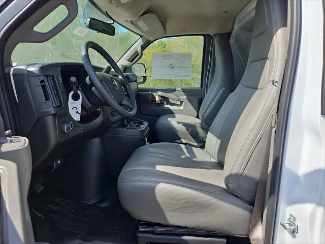 2025 Chevrolet Express Cargo Van RWD 2500 Extended Wheelbase WT
